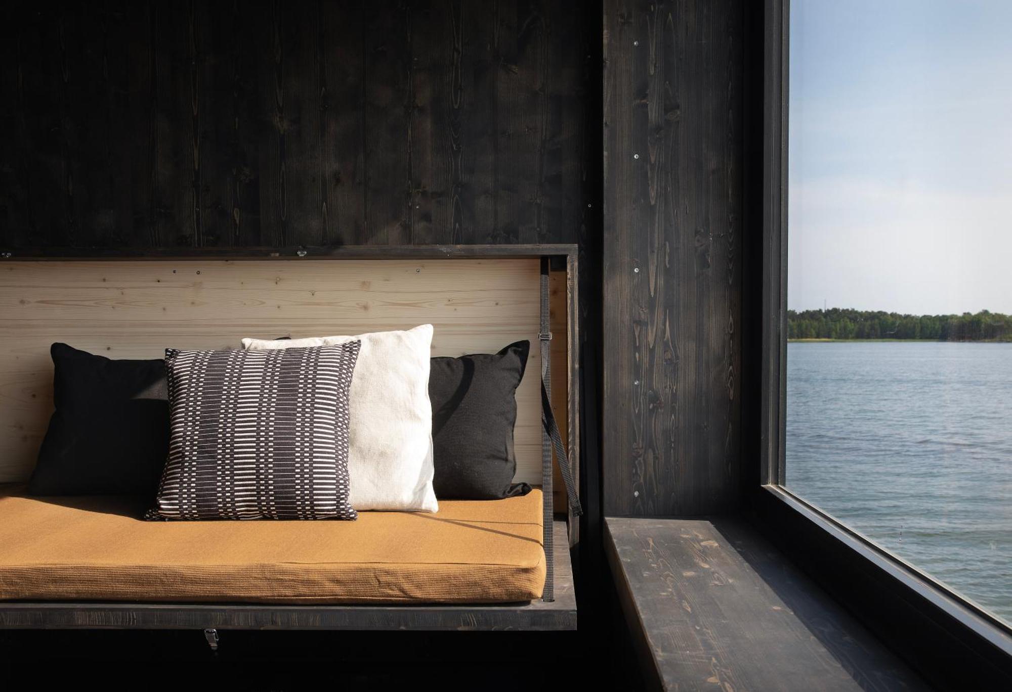 Majamaja Helsinki Off-Grid Retreat Pensionat Exteriör bild