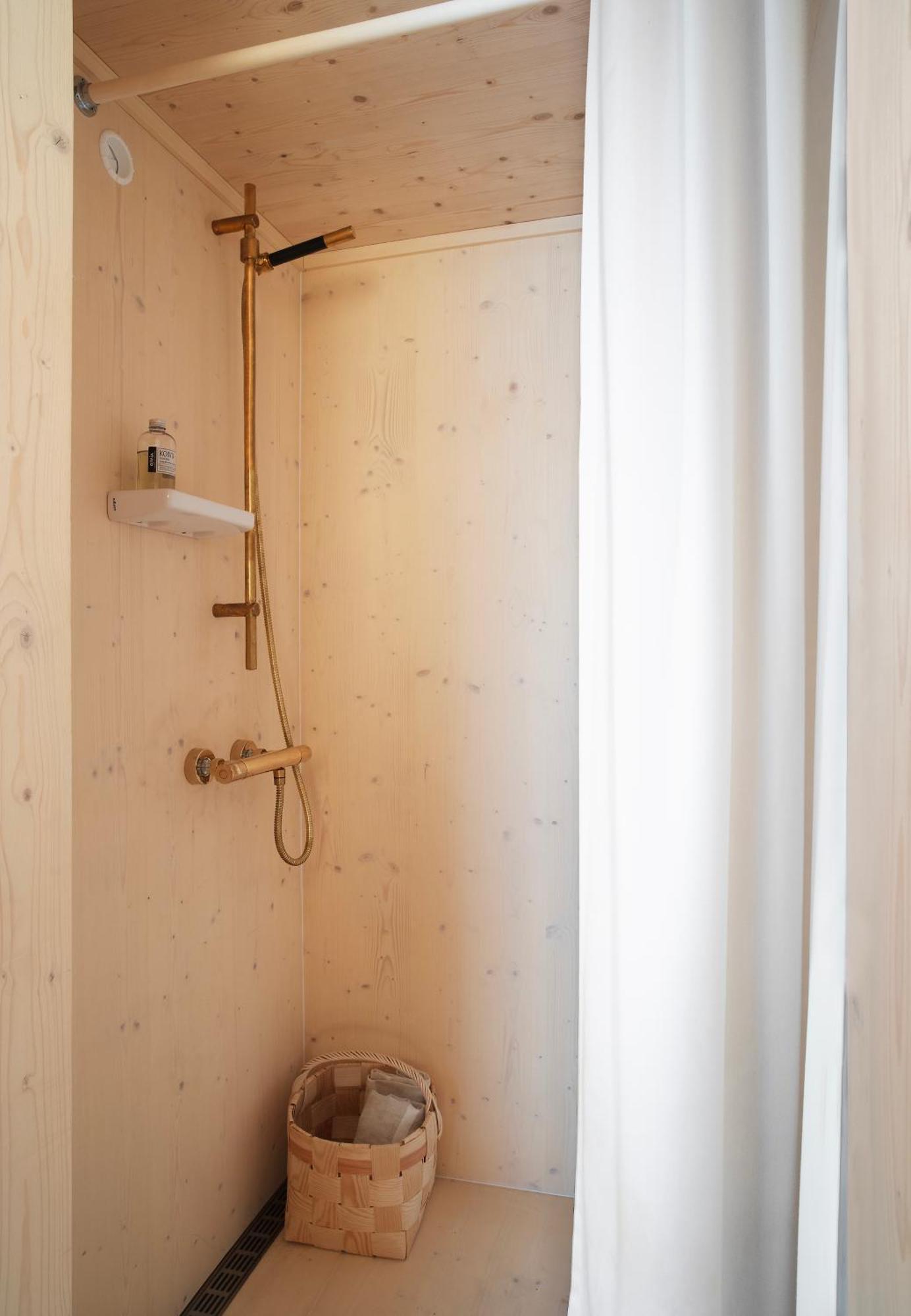 Majamaja Helsinki Off-Grid Retreat Pensionat Exteriör bild