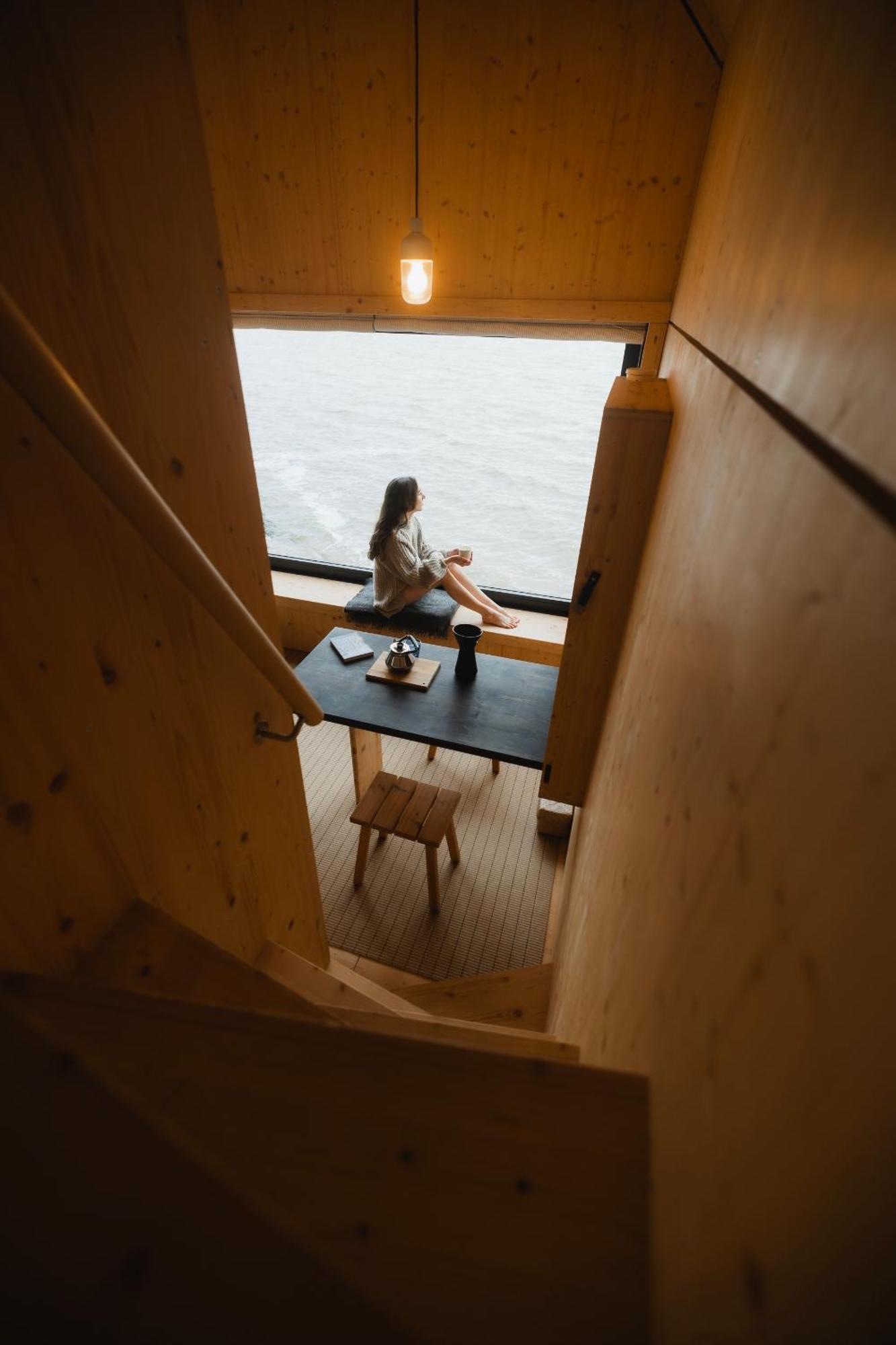 Majamaja Helsinki Off-Grid Retreat Pensionat Exteriör bild